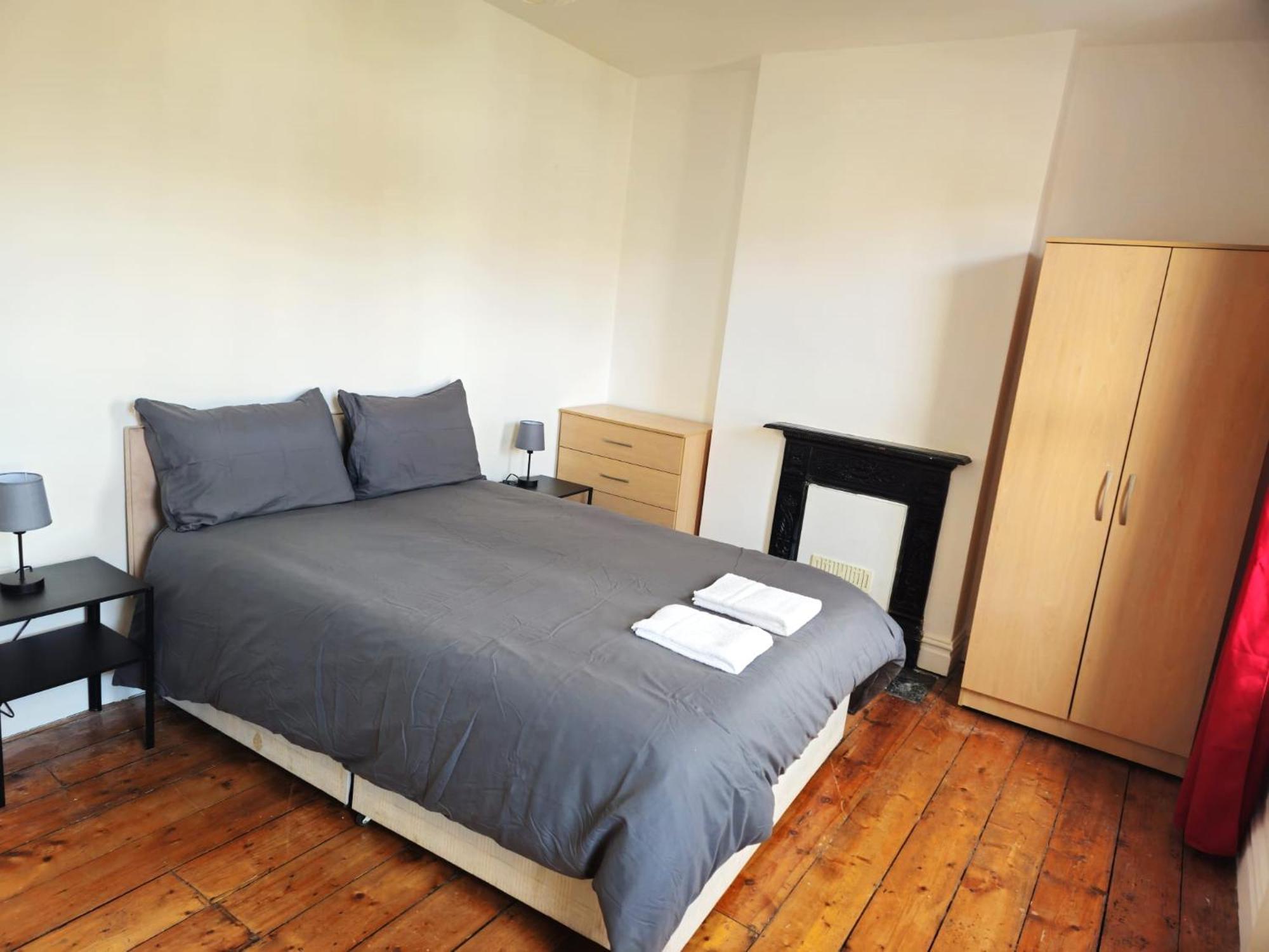 Delightful Room By Gloucester Road Bristol Esterno foto